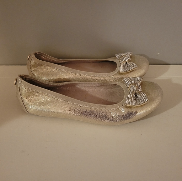 Stuart Weitzman champagne gold flats - Picture 3 of 6
